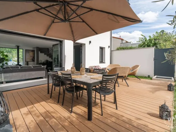 Maison 6 pièces 160 m²