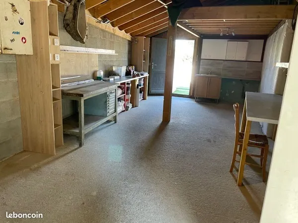 Garde meuble 30m2 au sol