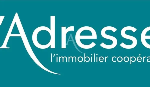 Local commercial 222 m²