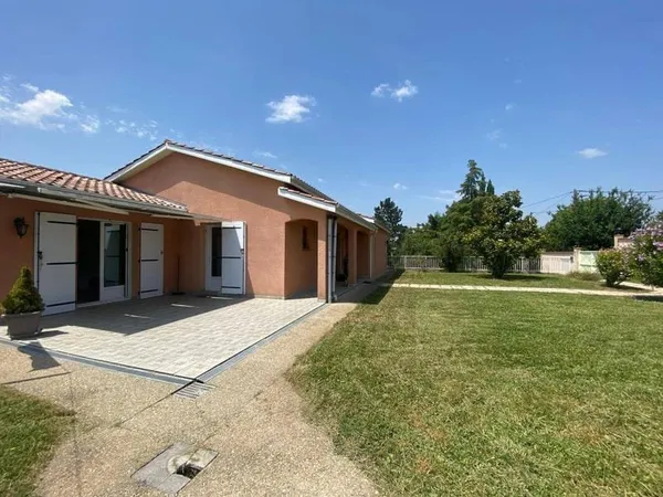 Maison 6 pièces 212 m²