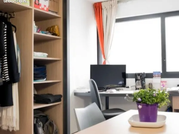 Studio 1 pièce 18 m²