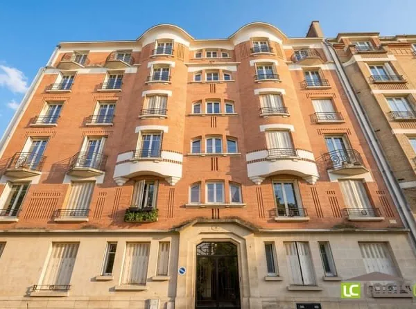 APPARTEMENT - RUE PAUL BERT