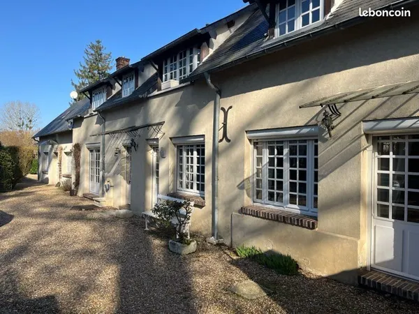 Propriété 162 m2 7 pièces Autheuil-Authouillet longere et dépendances
