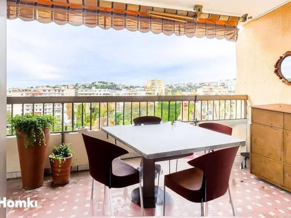 Appartement T4 de 94 m2 à Nice 06300, Place de Tende