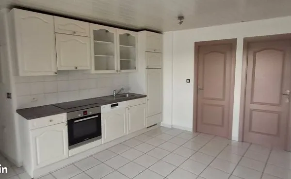 LOUE APPARTEMENT f2 DE 45M2