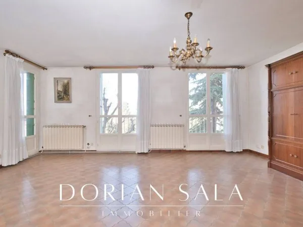 Appartement 5 pièces 96 m²