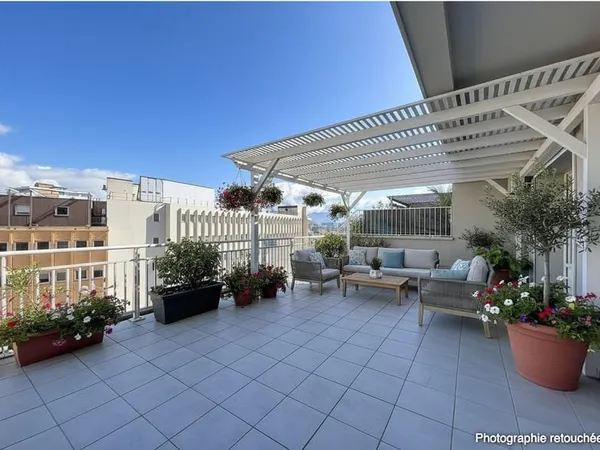 T3 de 80,55 m² avec terrasse de 40 m² Secteur Loretto, proche écoles et commodités
