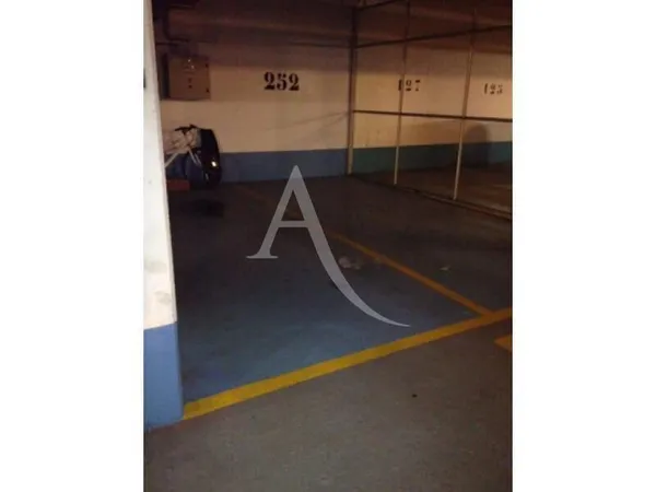 Parking à louer/15 rue Gardenat Lapostol 92150 Suresnes
