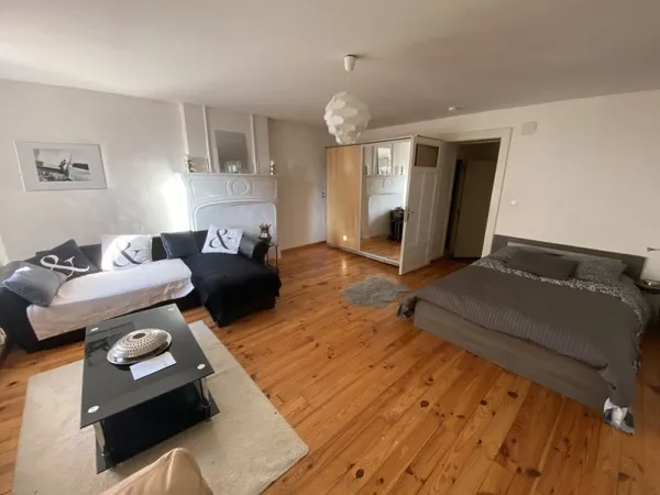 ! F1 entièrement meublé de 35 m²!