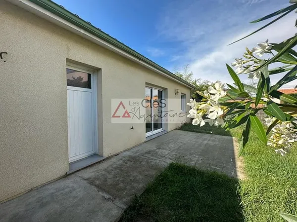 Maison de 65m2 avec extérieur sur la commune de Cadillac