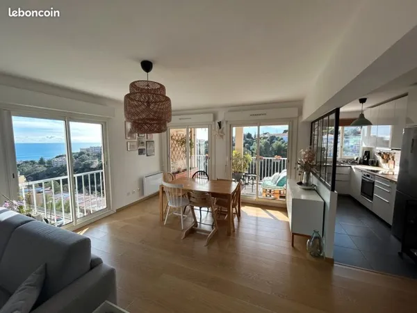 Appartement 3 pièces - 73 m² - Vue mer - Terrasse - Parking