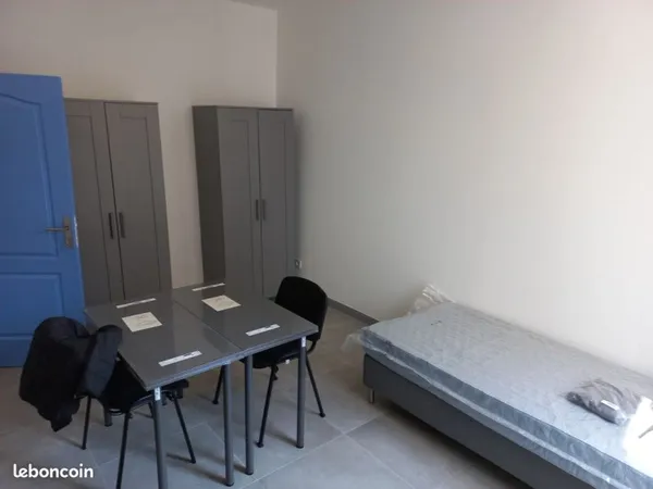 Chambre double en colocation