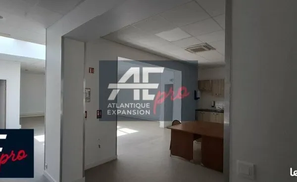 LOCAL COMMERCIAL 251 m² SAINT NAZAIRE