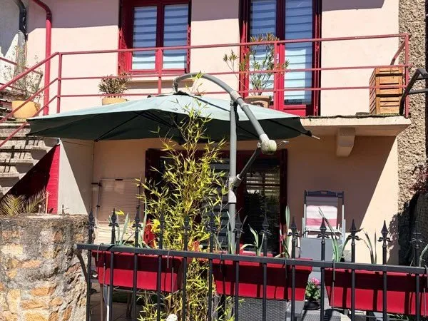 Maison de village avec cour - Châtillon - aucun travaux - 2 chambres