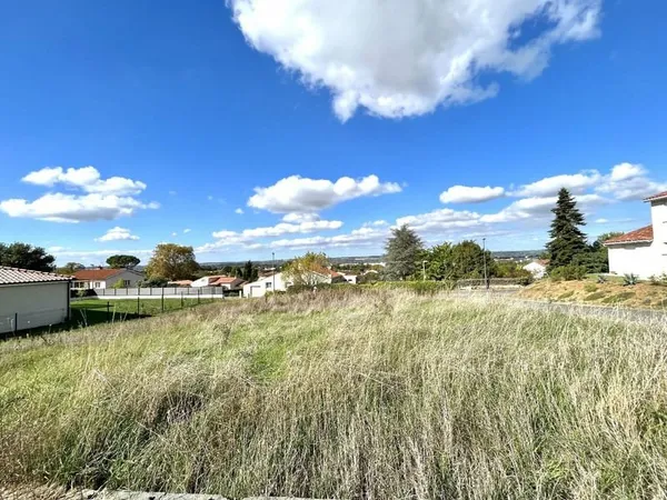 Terrain à bâtir Vente Le Sequestre  745m² 120000€