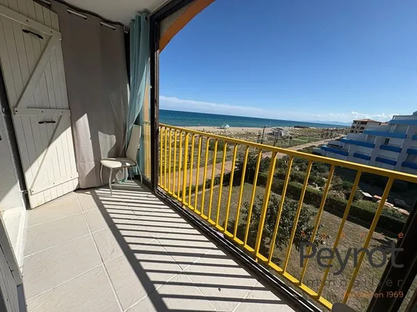 LE BARCARES - APPARTEMENT F2 + MEZZANINE + GARAGE avec LOGGIA VU