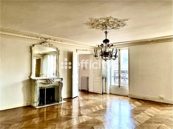 Appartement 7 pièces 227 m²