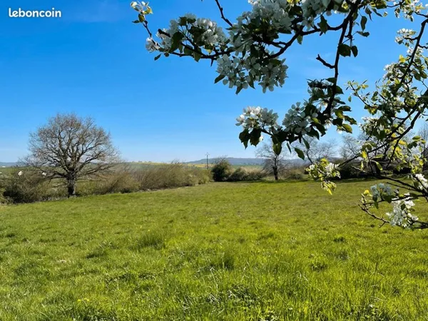 Terrain 2640 m² MARCILLY LES BUXY