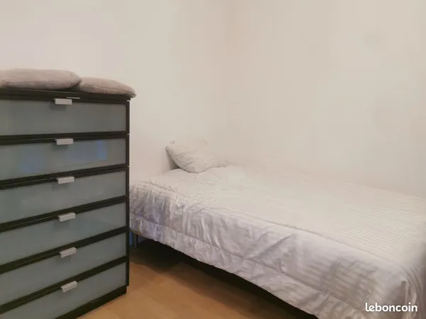 Studio 21m2 ivry 855 TTC