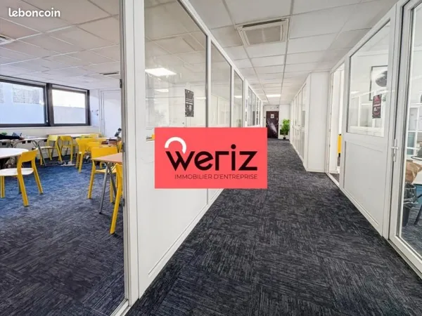 Bureaux 235 m²