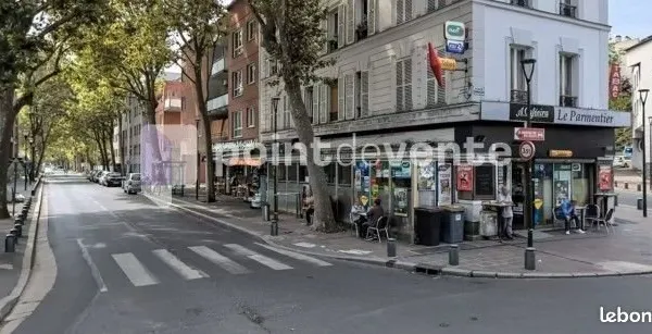 Local commercial 125 m²