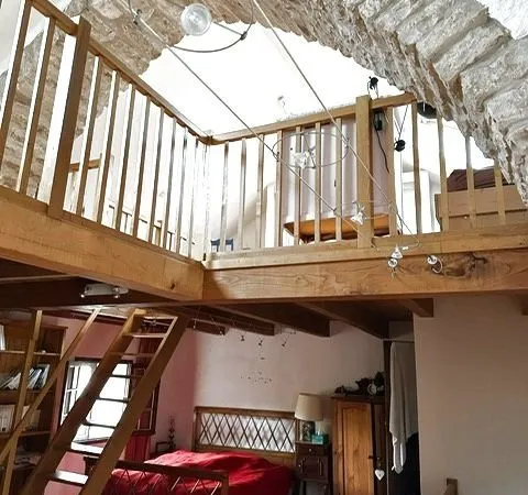 Maison 2 pièces 80 m²