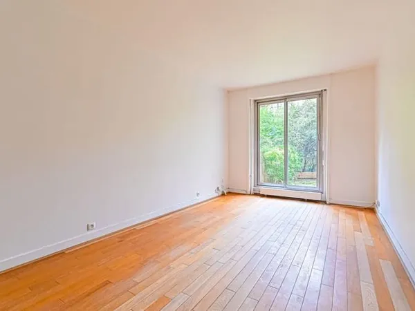 Appartement 2 pièces 64 m²