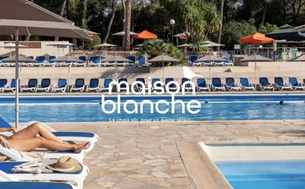 APPARTEMENT T2 - RENTA 7,10 % - LA COLLE SUR LOUP (06)