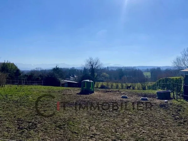 Terrain constructible 1006 m²