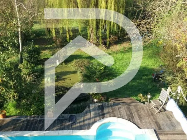 Maison Triel-sur-seine 8 pièce(s) 2500 m2