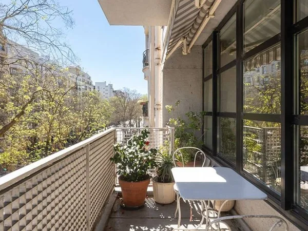 Appartement 2 pièces 73 m²