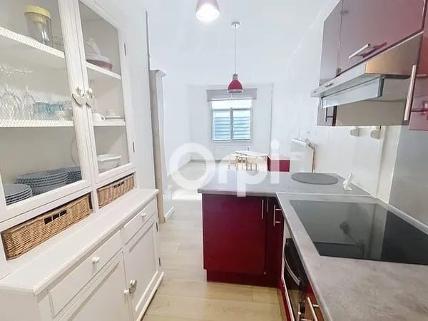 Studio 1 pièce 27 m²