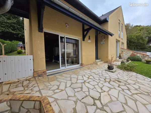MAISON-GARAGE-BUANDERIE-431 m² CLOS