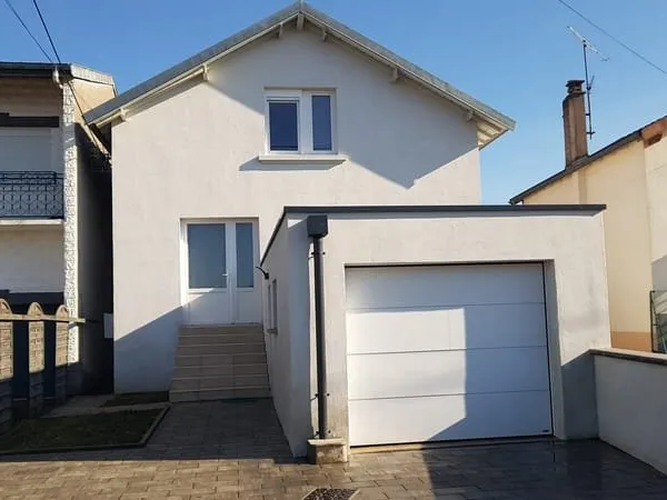 MAISON FAMILIALE