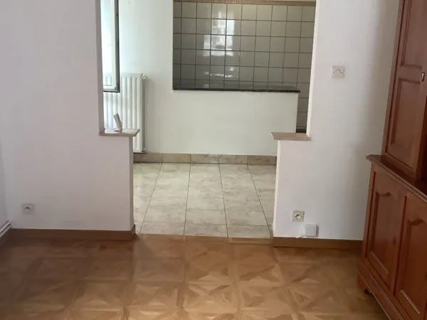 Louer belle appartement 2 grandes pièces cartier Neudorf