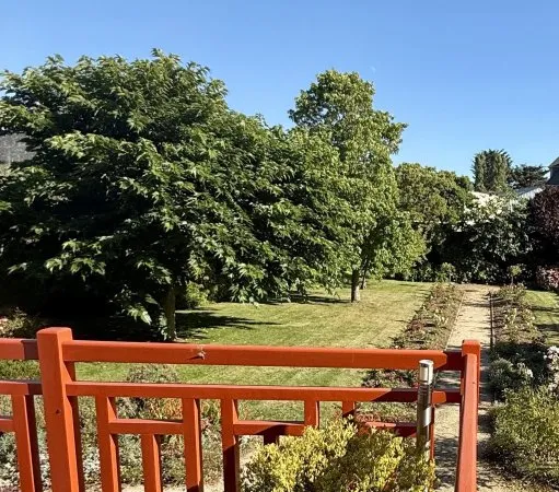 Maison 10 pièces 243 m²