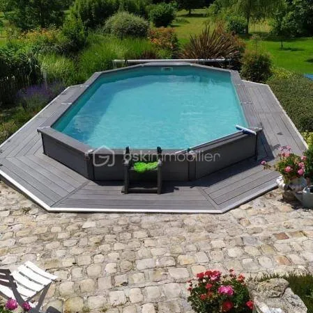 Maison 7 pièces 270 m²