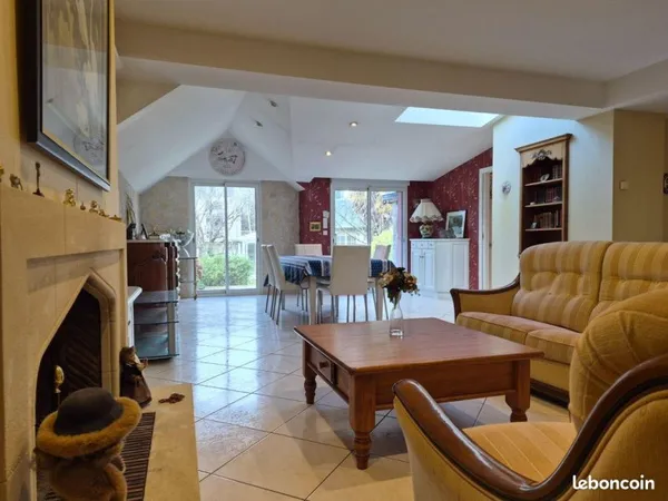 Maison 4 pièces 141 m²
