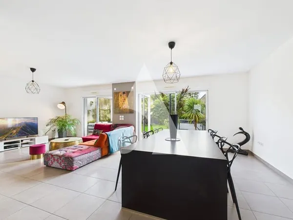 RARE : Maison contemporaine en Hyper-centre