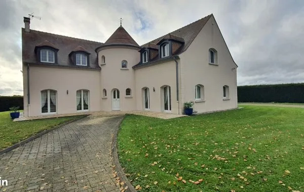 Maison 10 pièces 378 m2