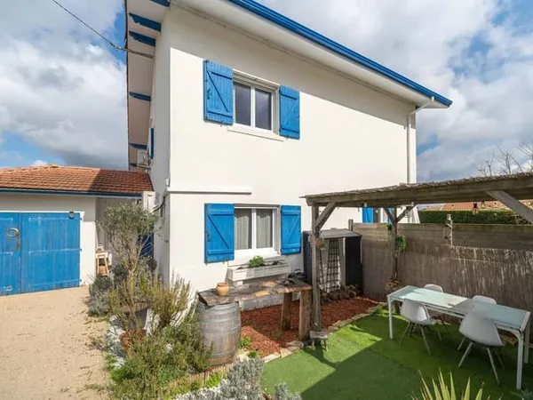 Maison 2 pièces 65 m²