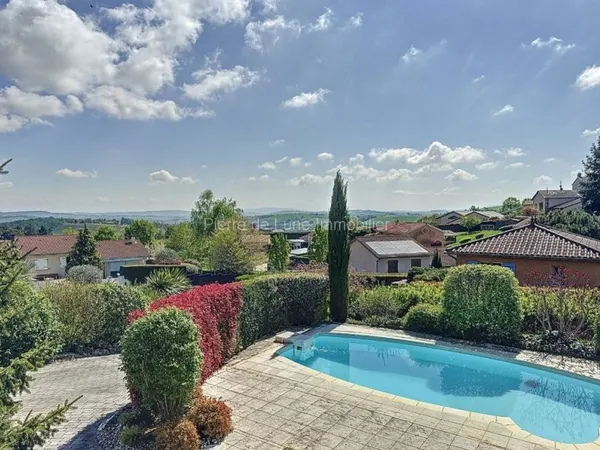 Maison 6 pièces 149 m²