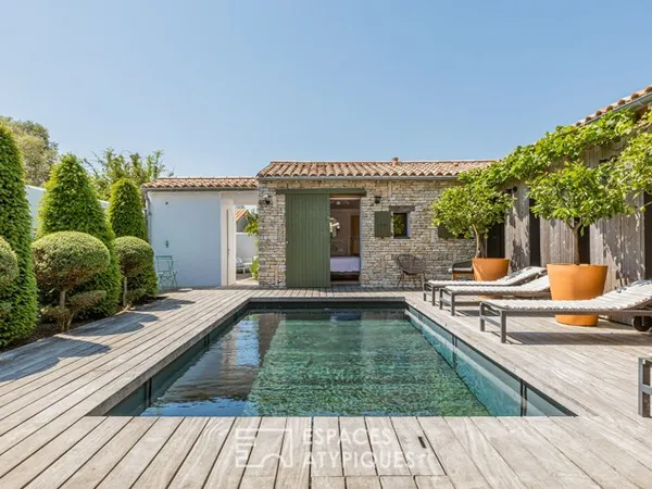 Villa aux airs de vacances entre vignes et plage