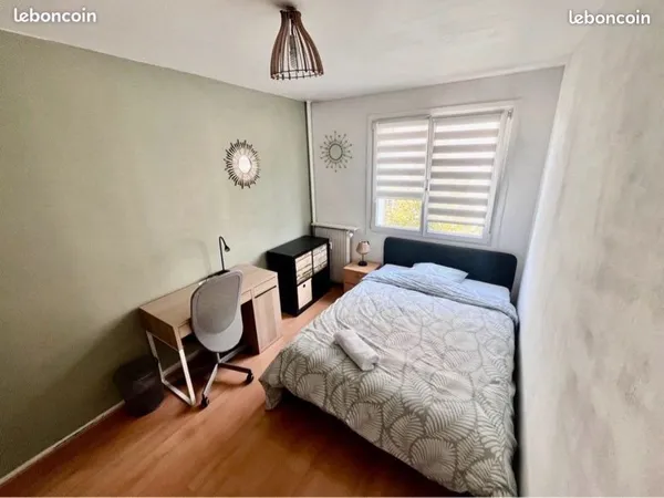 Chambre meublée colocation Esplanade