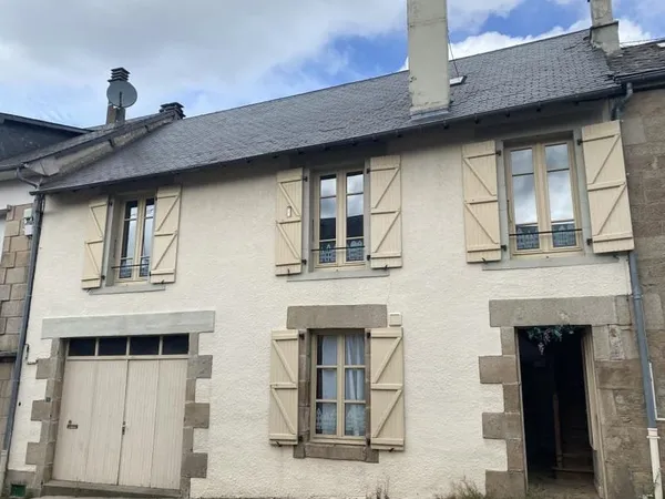Maison de village avec garage