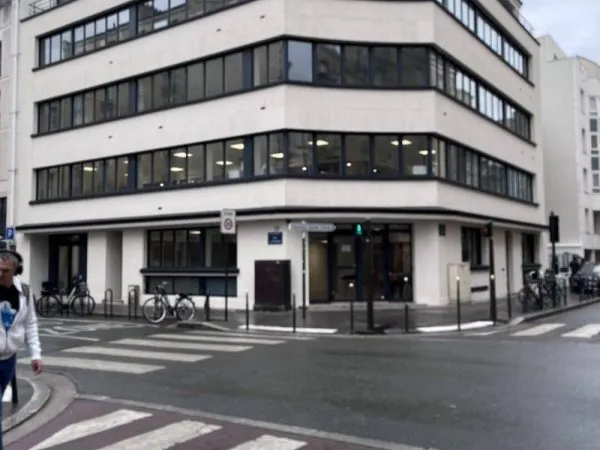 Bureaux 240 m²