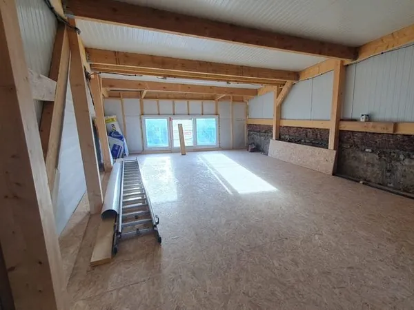 Local commercial 137 m²