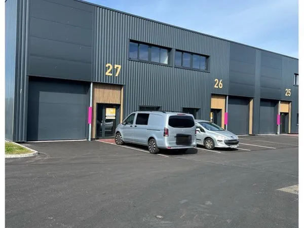Local d'activité 124 m² neuf - Emplacement recherché Thexapark - Theix (56)