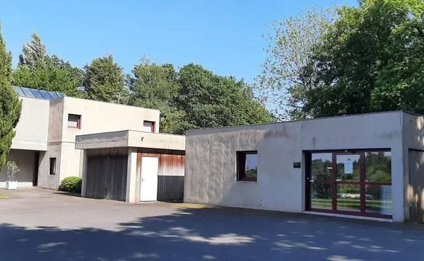 Maison 11 pièces 252 m²