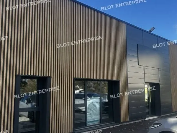 Bureaux 153 m²
